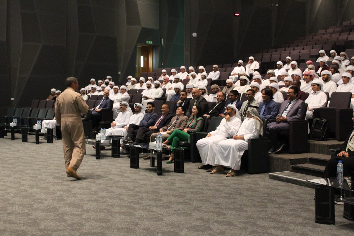 ADPOLY's tweet photo. #ADPoly was privileged to welcome His Excellency Major General Staff Pilot Stephen Toumajan, Director General of the National Center for Search and Rescue in the UAE. He was received by Dr Ali Al Naqbi, Director of ADPoly, along with several department heads, staff and students https://t.co/ODNXH6ZJKE
