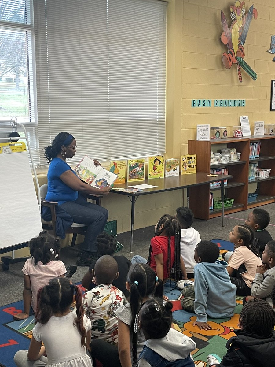 LIT4LifePCPS's tweet photo. #ReadAcrossAmerica2023 https://t.co/T26hVILrq4