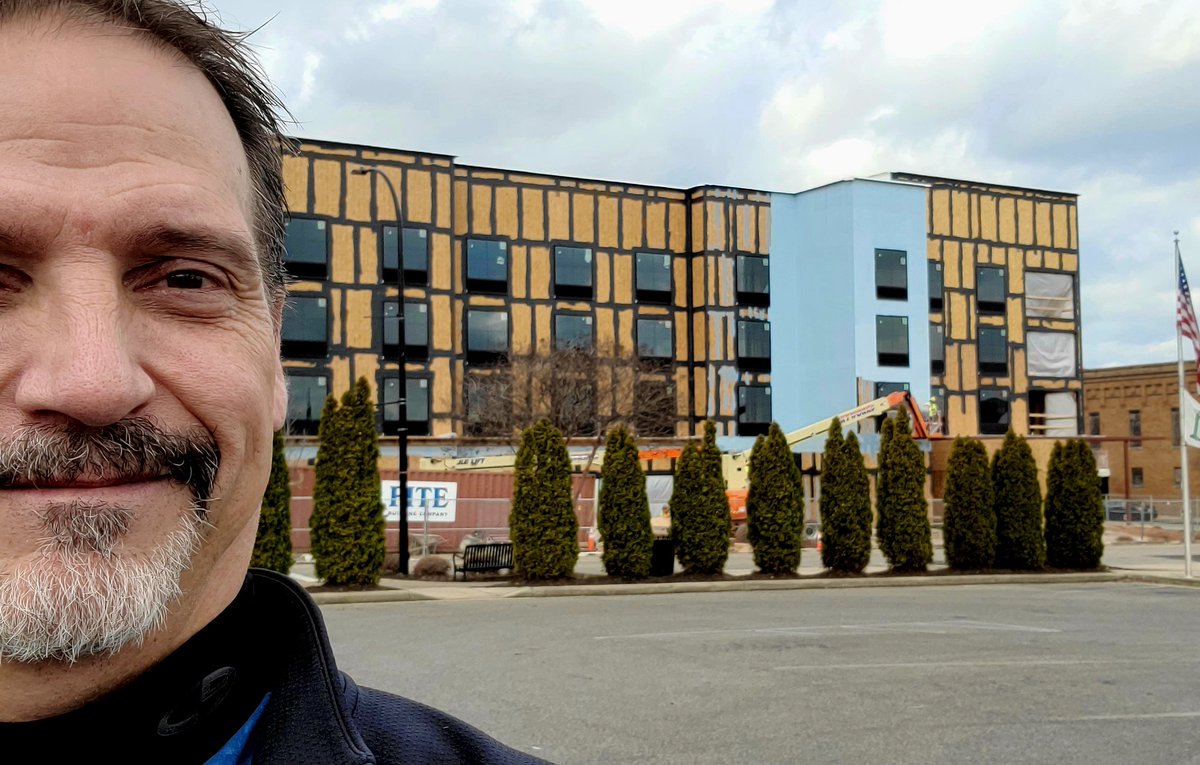2bDesignStudio's tweet image. Obligatory construction site selfie from the new Fairfield Inn &amp;amp; Suites in downtown Decatur, AL...the exterior skin is getting started and the building will really start changing in the coming weeks!