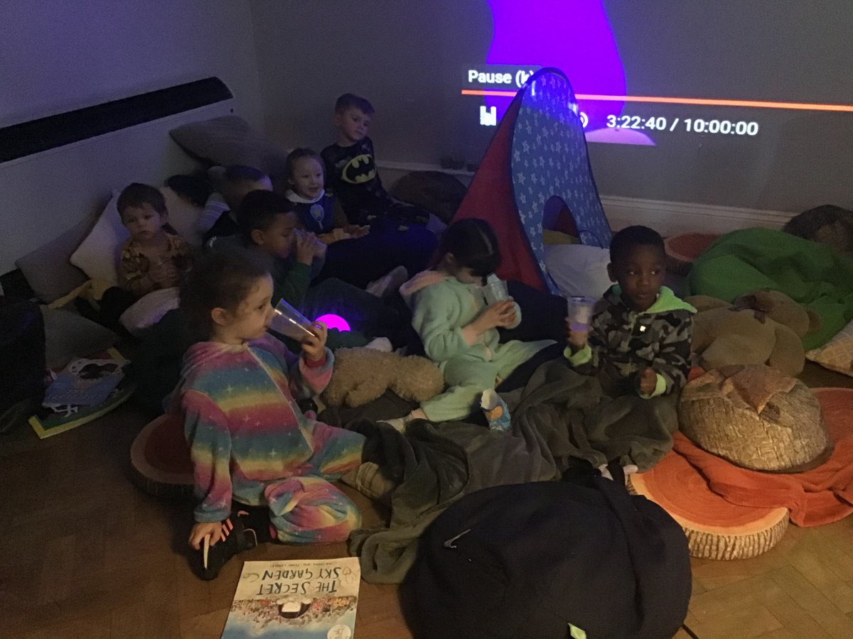 easterside_a's tweet photo. Storytime and hot chocolate for @WorldBookDayUK #EastersideReading #EastersideEnrichment https://t.co/8CqsyvXiPx