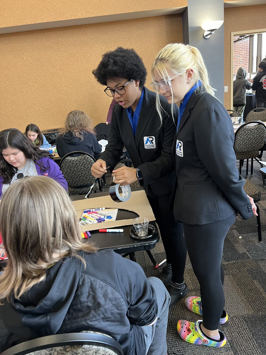 Academies of Racine - Park tweet media