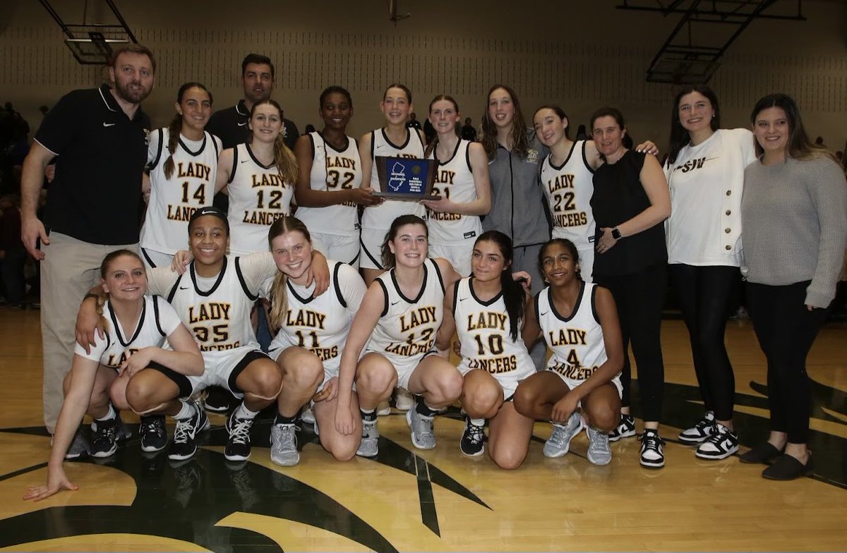 Dawn Karpell (@sjvcoach) on Twitter photo Welcome to March baby! 💛🖤💛🖤
<a href="/SJVLadyLancers/">SJV Lady Lancers Basketball</a>
So proud of this TEAM
#together Welcome to March baby! 💛🖤💛🖤
<a href="/SJVLadyLancers/">SJV Lady Lancers Basketball</a>
So proud of this TEAM
#together