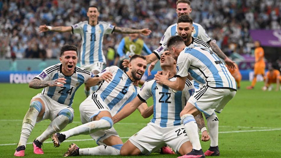 ¿Cuánto falta para ver a La Scaloneta? 🇦🇷 tweet media