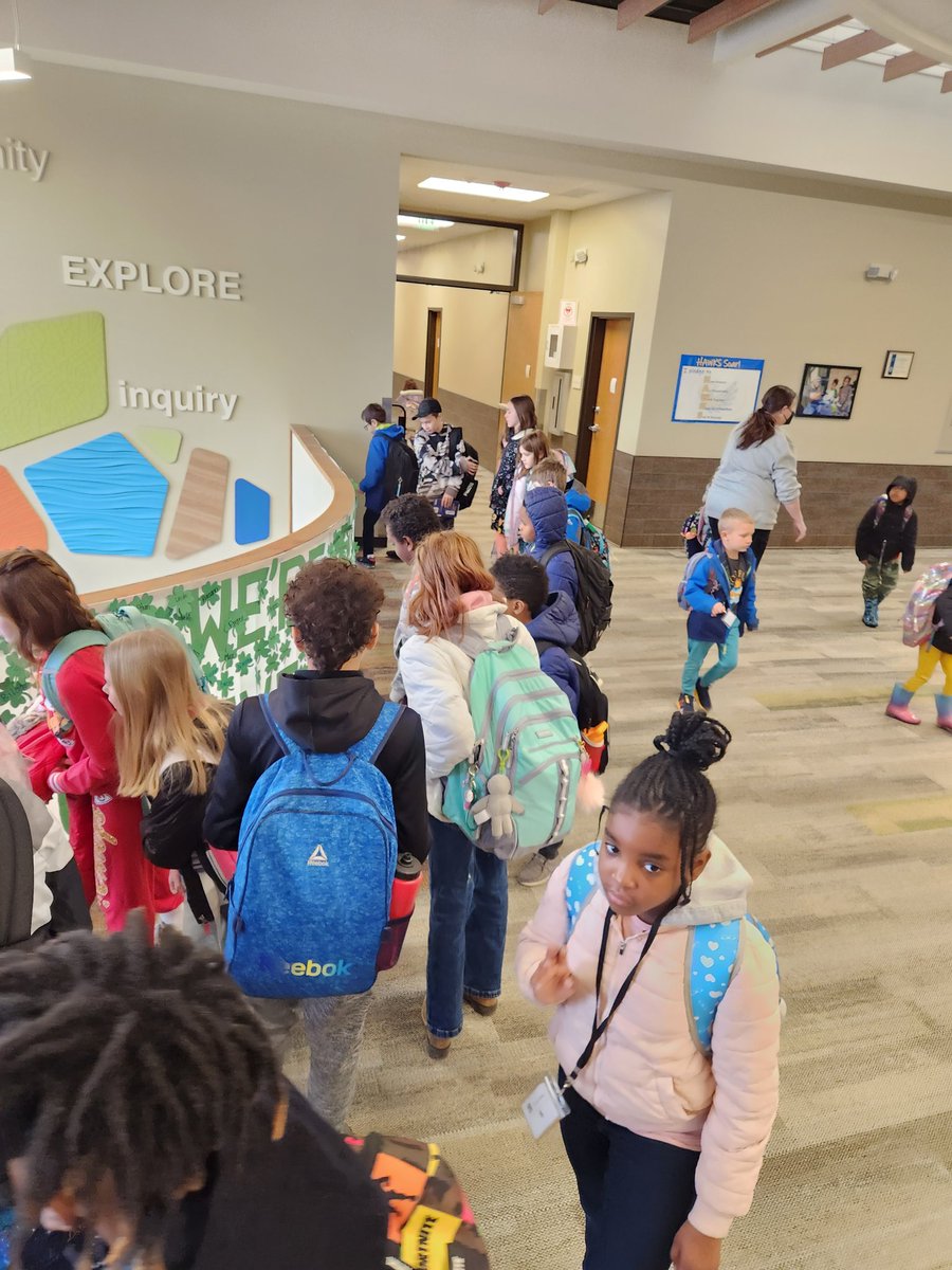 HopewellHawks's tweet photo. So fun celebrating our Hawks this morning!!  We are so lucky to have such amazing kids!  #parhillproud https://t.co/DTzGNdMY0o