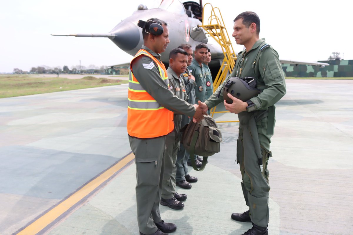 HQ Western Air Command, IAF on Twitter "Air Mshl PM Sinha, AOCinC