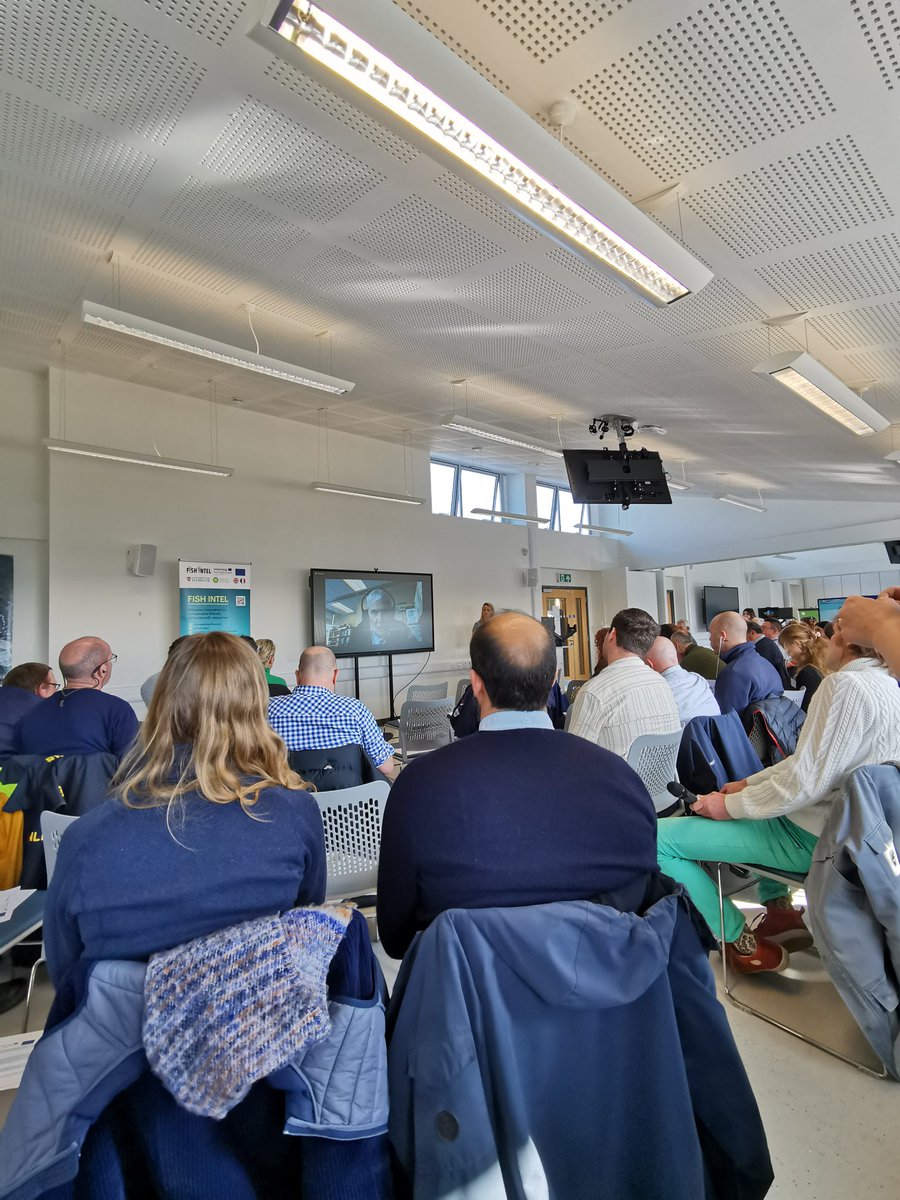 Excellent talk by the closing guest speaker Fred Whoriskey at the end of the morning sessions today at the <a href="/fish_intel/">FISH INTEL</a> conference #fishintel
<a href="/AquaticTracking/">European Tracking Network</a> <a href="/OceanTracking/">Ocean Tracking Network</a>