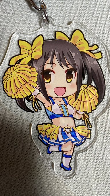 以前制作ったこのアクキーの在庫が何個かあるのでこれもシンステ持ってくね……あんまり数はない 