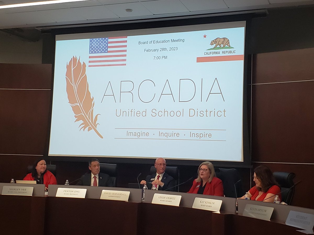 MsMimura's tweet image. &quot;Intention, joy, the real deal,  vision, spirit, sense of belonging, love 💘,  I don&apos;t feel alone, connectedness, bursting w joy,  spirit, makerSPACE, openness, school spirit.&quot;  
Just some phrase from our Ss &amp;amp; school board from #learningwalk   🙏🏻🙏🏽💙💛  @ArcadiaUnified