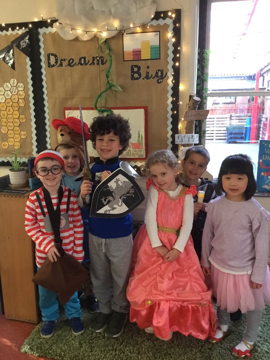 TJPrimary's tweet photo. Some more fabulous costumes in Reception! 🌟✨💫#TJBookWeek2023 #WorldBookDay2023 #TJEnglish https://t.co/hJBqd21mAp