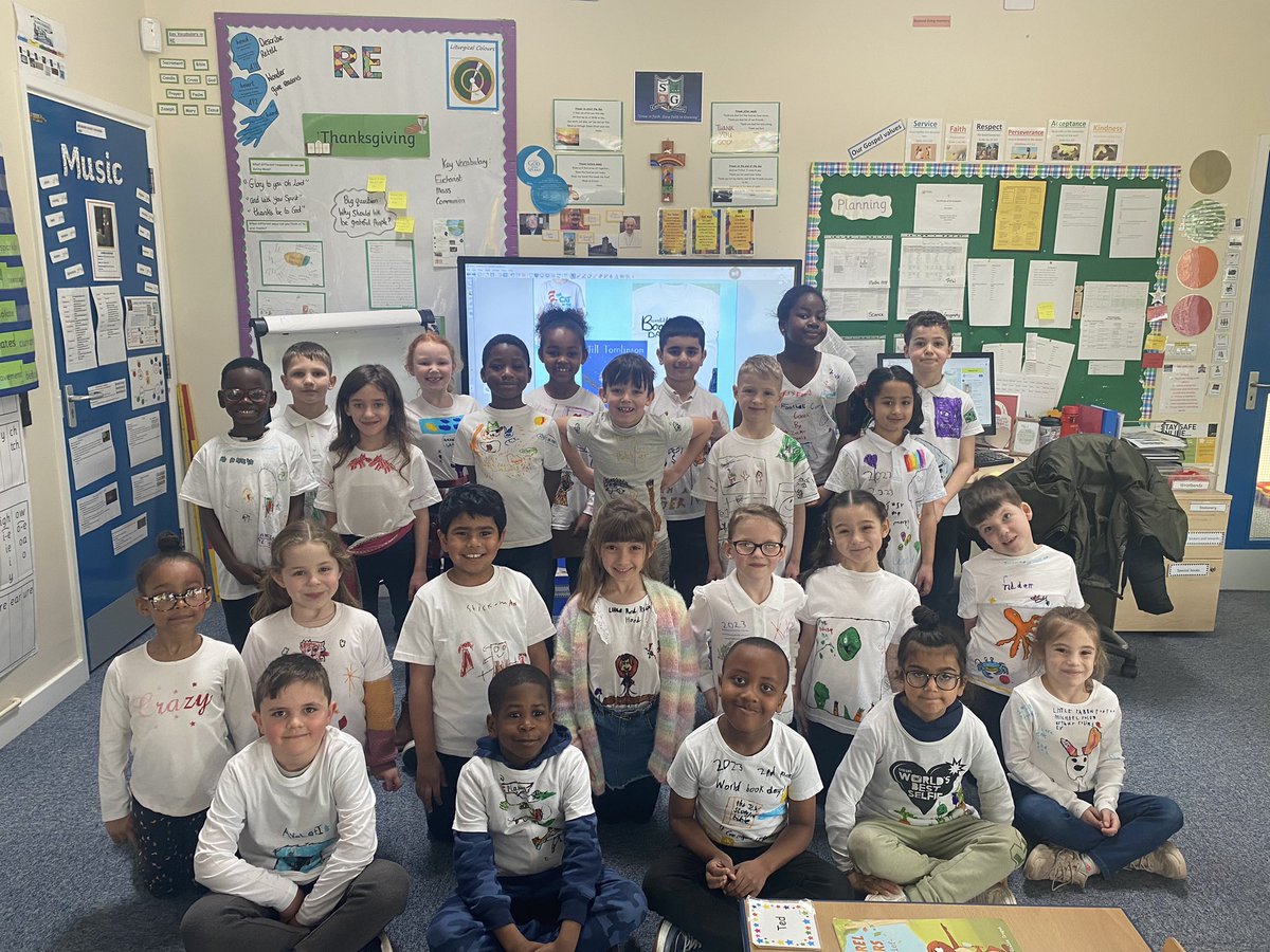 SRSCMAT's tweet photo. Lots of #WorldBookDay fun going on across our schools today! Well done to all of our pupils and staff who joined in the fun #WorldBookDay2023 https://t.co/7HJbszcpHA