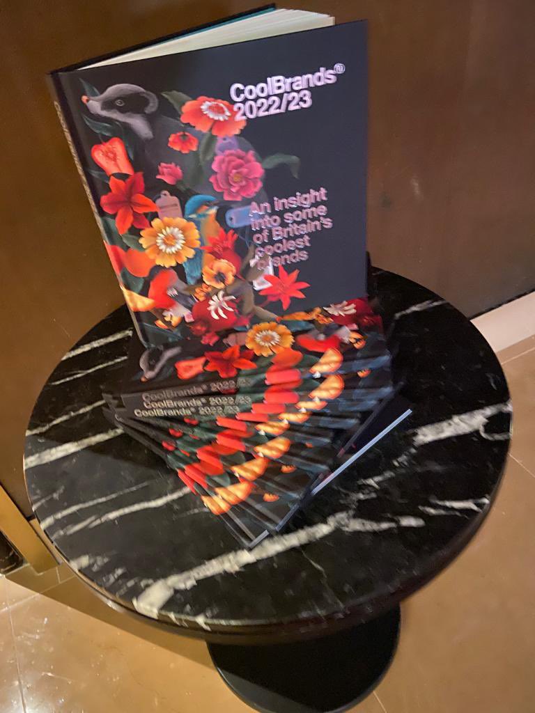 GeoffNealGroup's tweet photo. Let’s celebrate these beauties this #WorldBookDay2023 😍
Published via @SuperbrandsUK and the @academy_chief these books celebrate Britain’s strongest and coolest brands.
#SuperbrandsUK #CoolBrandsUK #TrustInPrint #PrintPerfection https://t.co/xoJ0icRPV1
