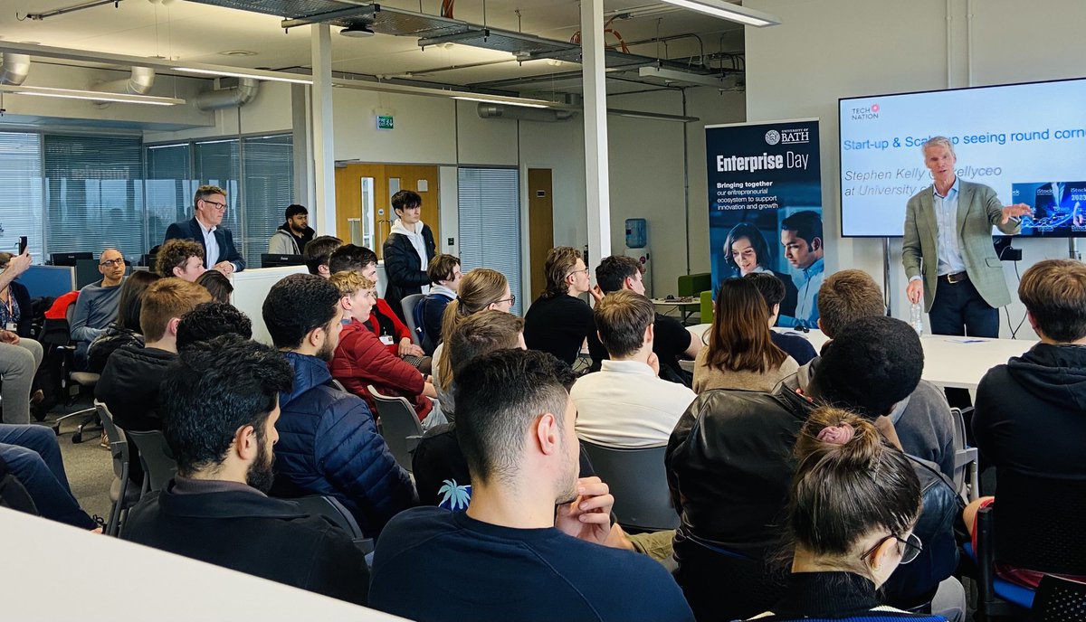SKellyCEO's tweet photo. Brilliant engagement with young entrepreneurs at @universityofbath sharing the playbooks of growth from start-up to scale-up & the bear pits to avoid @enterprisebath #enterpriselab #studententerprise #innovationawards #entrepreneurship #Growth https://t.co/nhuMy2QOis