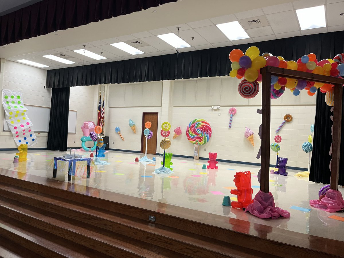 Sarah Fernandez tweet media