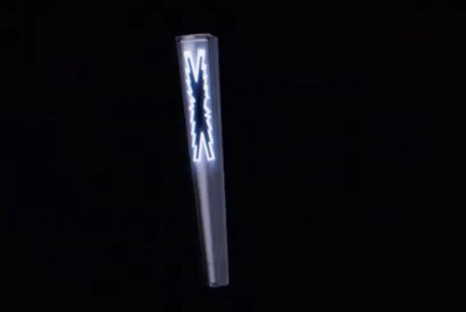 LE SSERAFIM's Lightstick is Revealed | KProfiles Forum - KPop Forums