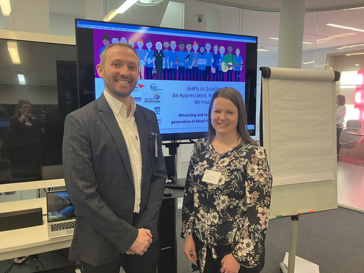 Paul Moran from team <a href="/RGUHealthSci/">RGU School of Health</a>  and Jenni Wales <a href="/NESnmahp/">NESnmahp</a> presenting on innovative #AHP student led clinic model to support #PrBL  #AHPsInScotland