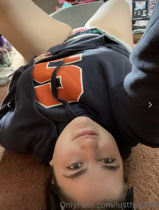 If you didn&rsquo;t know, I&rsquo;m a shareable snack ;) https://t.co/6U6lgHLwFv<a href="/tag/sexy"class="tags"><span>#sexy</span></a><a href="/tag/bbw"class="tags"><span>#bbw</span></a><a href="/tag/pussy"class="tags"><span>#pussy</span></a><a href="/tag/hotwife"class="tags"><span>#hotwife</span></a><a href="/tag/swinger"class="tags"><span>#swinger</span></a><a href="/tag/bbwwives"class="tags"><span>#bbwwives</span></a>