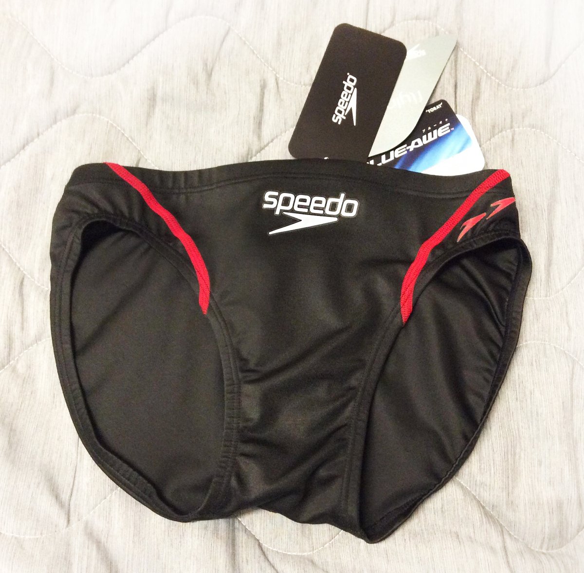 line797's tweet photo. 舊玩具 ... (已絕版)🩲😋😋😋🩲

#SPEEDO
#SD70A02
#スピード
#競パン
#Vパン
#flyingfish
#泳褲控 https://t.co/bZOt6Cpy3M