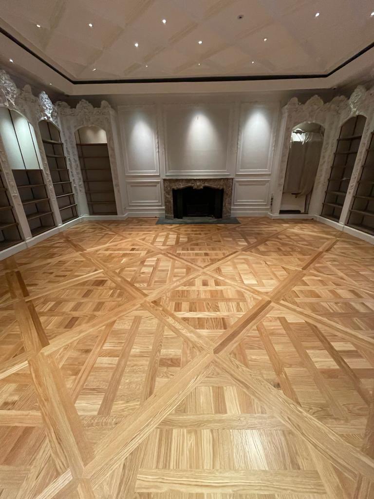 planet_flooring's tweet photo. Completed this interesting project in SW3. Hand cut #versailles panels supply and fitted, sanded and finished with #Osmo oil https://t.co/4nuAYgU2oZ
