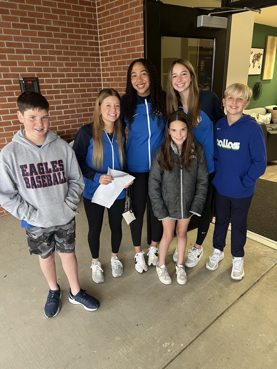 We had some very special Lady Eagles Soccer players here this morning to greet our Cheetahs and promote their ASA night next Tuesday 3/7! What a fun way to start the day! Good luck on the rest of your season! 🦅 ⚽️