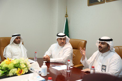 Saudi_SHA's tweet photo. بحضور رئيس مجلس الإدارة د. بندر الصاعدي، وأمين عام جمعية حماية المستهلك د. ناصر بن دهيم ، 

بدأت اليوم أولى الزيارات التقييمة للجهات المشاركة في #شهادة_صديق_المستهلك للمنشآت الصحية في #مستشفى_الملك_سلمان  بالرياض. 

وكان في استقبال الفريق سعادة مدير المستشفى د. ممدوح الثقيل https://t.co/DllZpg9BJ8