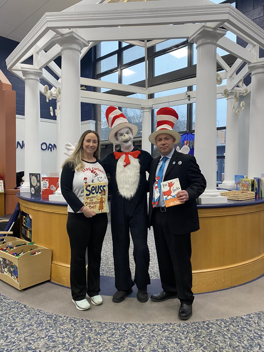 Mrs. Gomez our Board of Education President reading to 4th grade! 📕 #ReadAcrossAmerica2023 #NMUKNIGHT