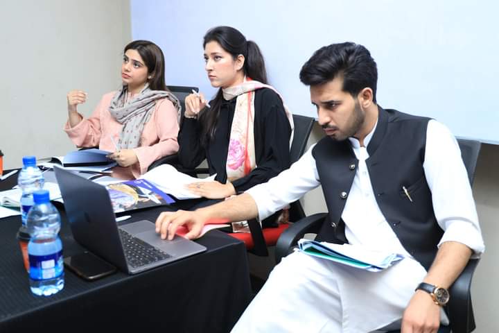 ygapakistan's tweet photo. Ms. Aiman Noman, Ms. Amna Iqbal, and Mr. Muhammad Areeb joined us as adjudicators to judge the preliminary rounds of the National Urdu Moot Court 2023.

#YouthGeneralAssembly
#YGAPakistan
#LahoreSchoolofLaw
#NationalUrduMootCourt https://t.co/FdgbVrPTsR