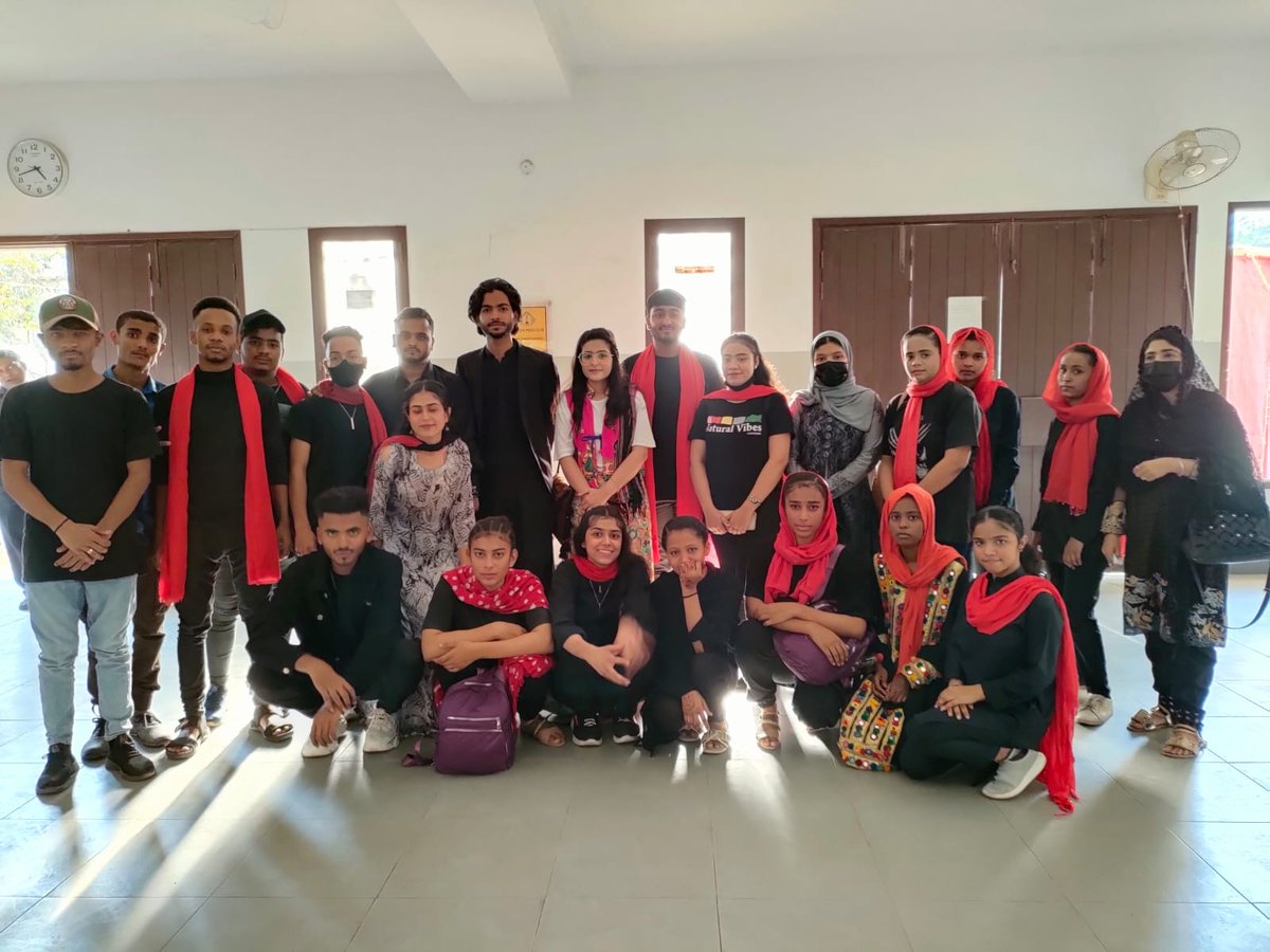 mahin_baloch's tweet photo. Some glimpses of Habib Jalib Mela
Karachi Press Club ❤️
.
.
Musical theatre play performed by Mistagh Foundation directed By Mahin Wahid Baloch
میں ہوں انقلاب
You can watch it by clicking this link 🔗👇
https://t.co/bA0gQNsiQV
#workforchange
#habibjalibmela
#mahinwahidbaloch https://t.co/Rq9IcHlp4L