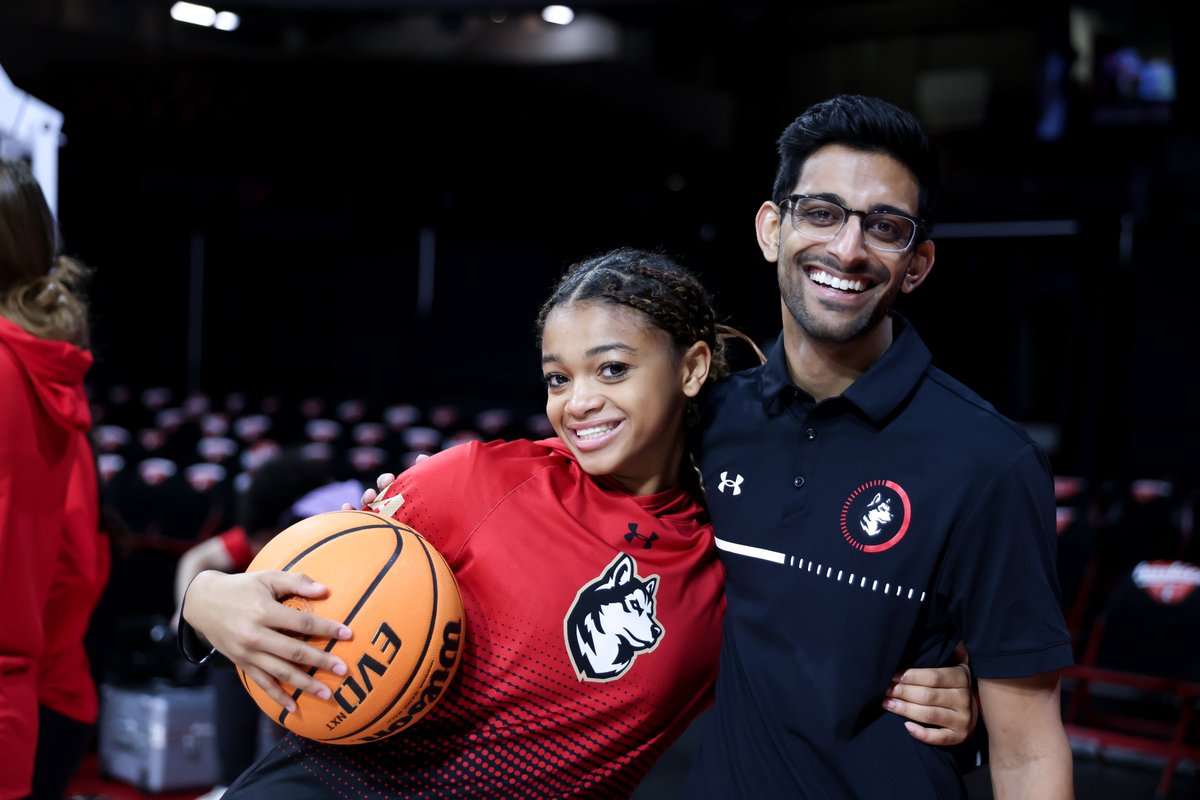 GoNUwbasketball's tweet image. A huge thank you to our athletic trainer Jai! You are one of the best in the business, and we are so lucky to have you!🤩
#natm2023 #atappreciationmonth