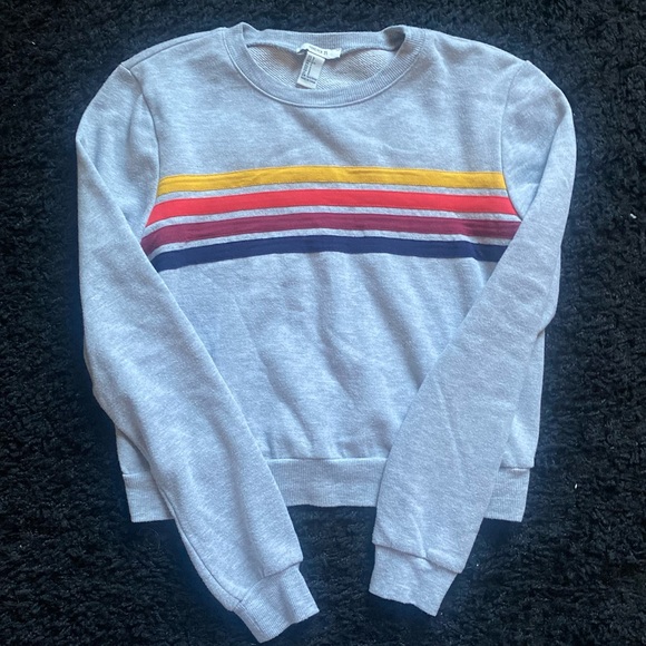 sunflower_lovin's tweet photo. So good I had to share! Check out all the items I'm loving on @Poshmarkapp from @erica_orozco #poshmark #fashion #style #shopmycloset #forever21: https://t.co/gpOxxgBRjD https://t.co/Onu3987kP5