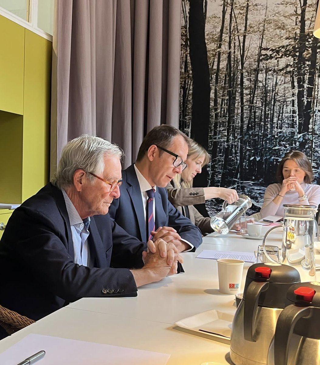 1r #HKTalks del ciclo con alcaldables en Barcelona de cara a las elecciones municipales del 28/05, donde representantes del sector empresarial han podido intercambiar impresiones con <a href="/xaviertrias/">Xavier Trias</a> .

#HKSpain