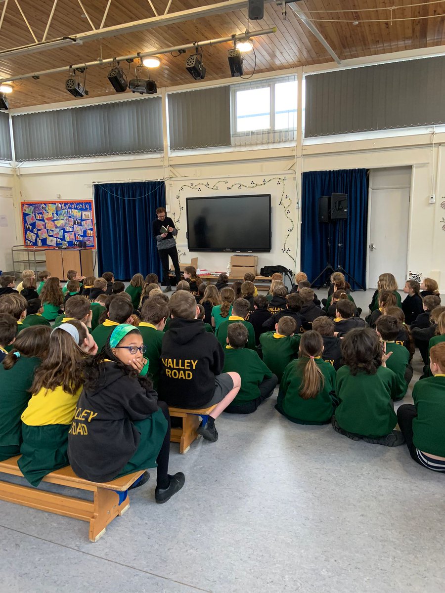 BeFreeYC's tweet photo. We donated each school two copies for libraries &amp; hope this opens up more conversation surrounding #youngcarers &amp; more referrals for support. 

A special shoutout to @RabTales for inspiring many students with his book!

#worldbookday #supportingstudents #befreeyc #thelatecrew https://t.co/aY1gRtcmtC
