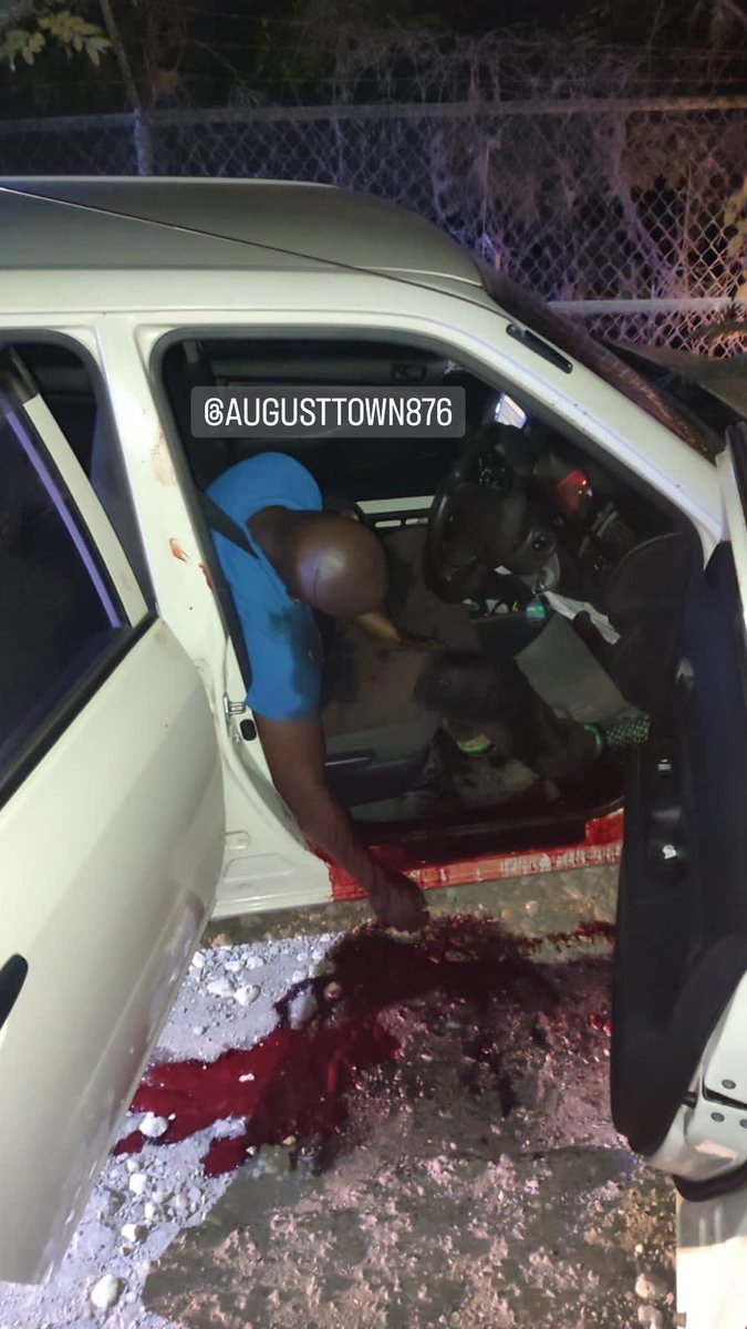 AugustTown876's tweet photo. Soldier killed in Papine area last night https://t.co/JhnHQal325