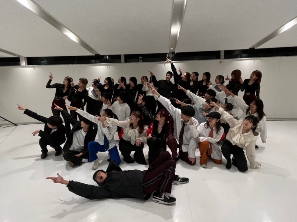 dirat_r's tweet photo. #春から麗澤

新入生のみなさん〜〜！🌸
麗澤大学 ダンス部 DiR@T(ディラット)です🕺🏻

Instagramで情報発信してます⚡️
https://t.co/cs7dGb5xWw
↑フォローしてお待ちください！

DiR@Tで青春しましょ🫶🏻🔥
愉快な先輩たちがお待ちしております🤝🏻 https://t.co/xmzQB5fVRR