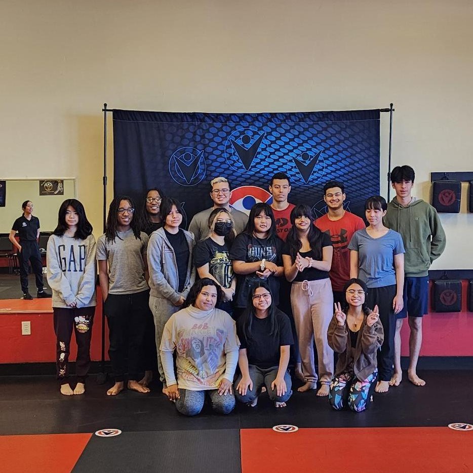 NevadaStateHS's tweet image. We would like to thank @officialvictoryma at Boca Park for hosting a martial art class for our Renegades! Students learned techniques such as kicking, blocking, and striking to defend themselves, while having a great time with friends 👊 #nshs #victorymartialarts #selfdefense