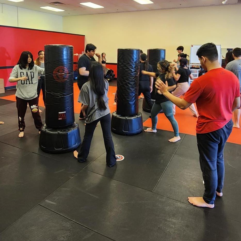 NevadaStateHS's tweet image. We would like to thank @officialvictoryma at Boca Park for hosting a martial art class for our Renegades! Students learned techniques such as kicking, blocking, and striking to defend themselves, while having a great time with friends 👊 #nshs #victorymartialarts #selfdefense