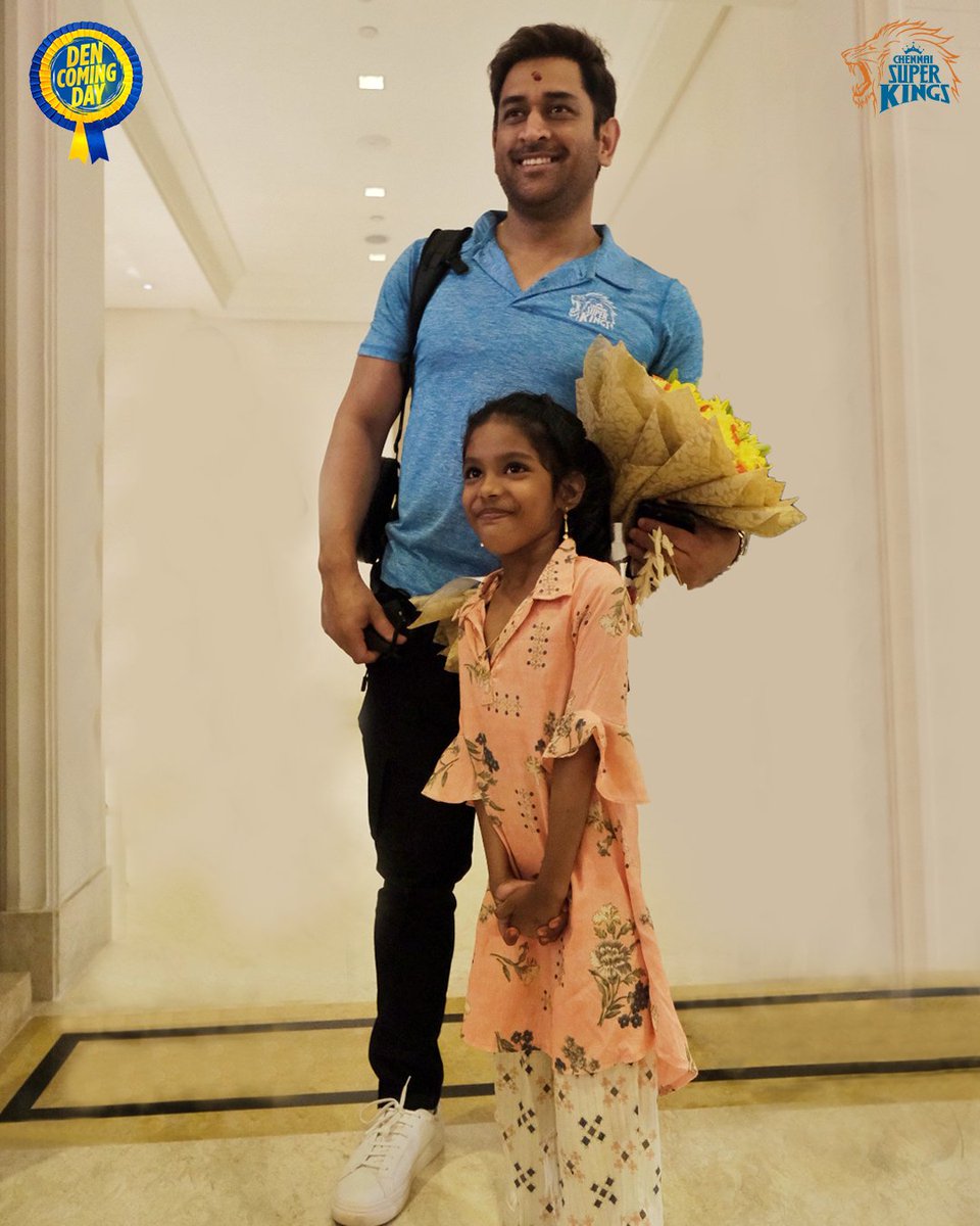 ChennaiIPL's tweet photo. Fan Favourite💛

#DencomingDay #VaaThala https://t.co/j5MUHr7jG8
