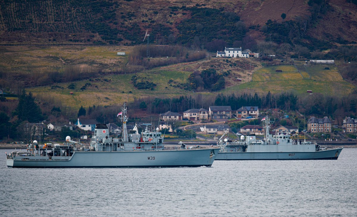 @hms_pembroke and @HMSHurworth on the Clyde this afternoon @RoyalNavy @NavyLookout #navy #naval #shipping #firthofclyde