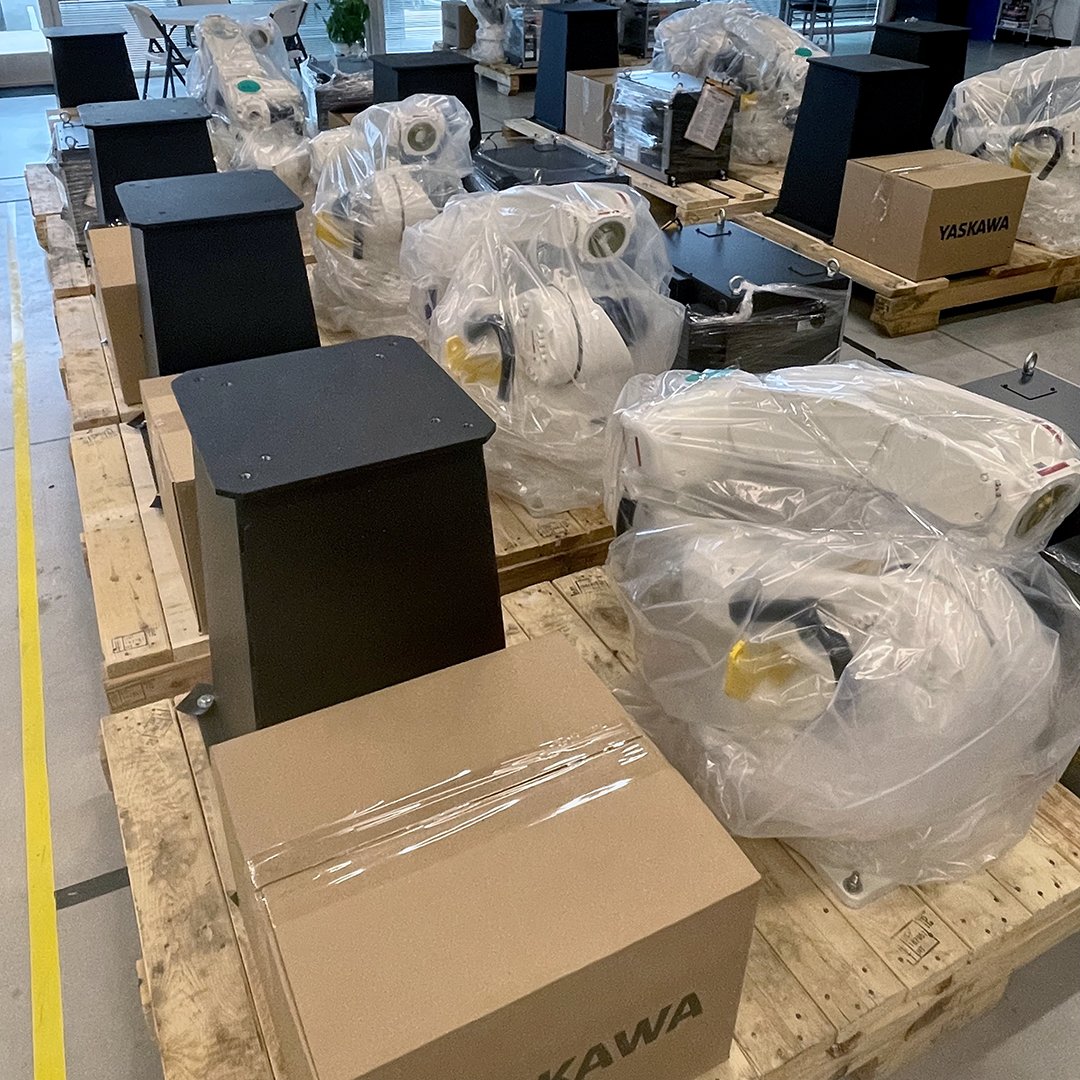 LOTS of robots work. People rule.

Continuing to help our customers achieve more picks every day.

#robotics #automation #warehouseautomation