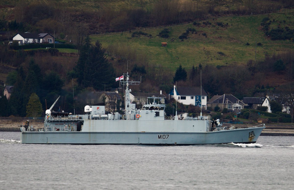 HMS Pembroke and HMS Tracker on the Clyde this afternoon @hms_pembroke #hmstracker #p274 @RoyalNavy @NavyLookout #navy #naval #shipping #firthofclyde