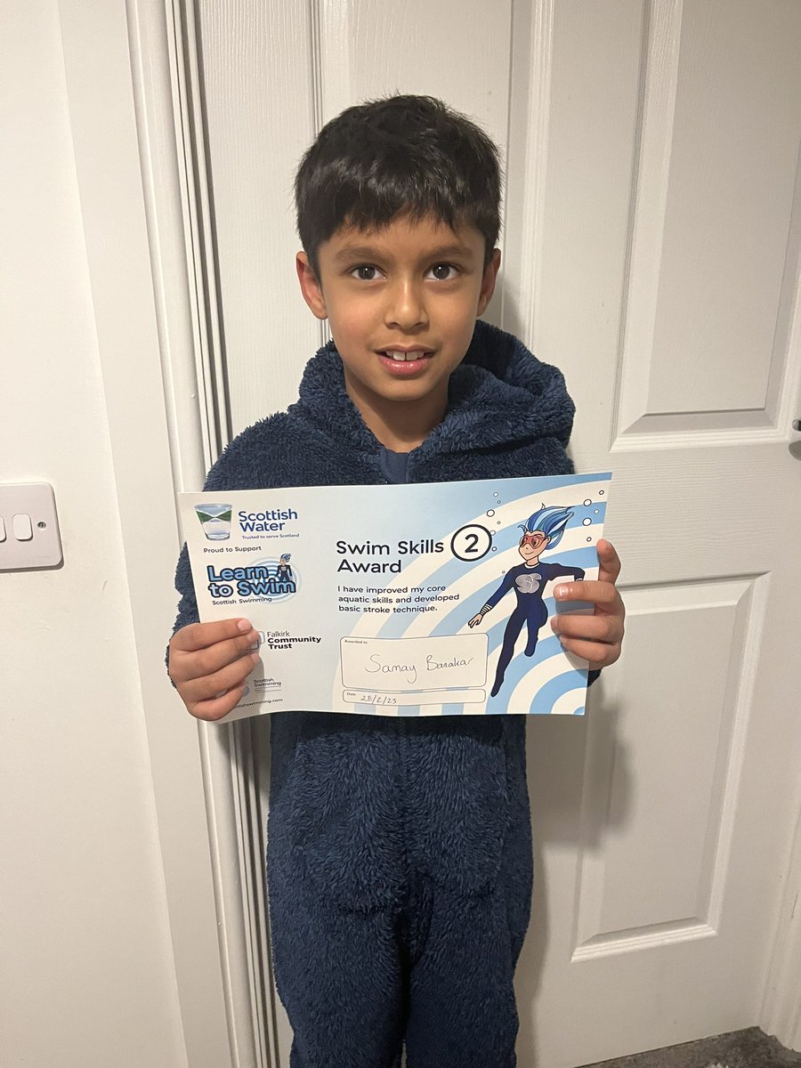 Swim skills award 2! @missbinnielvps