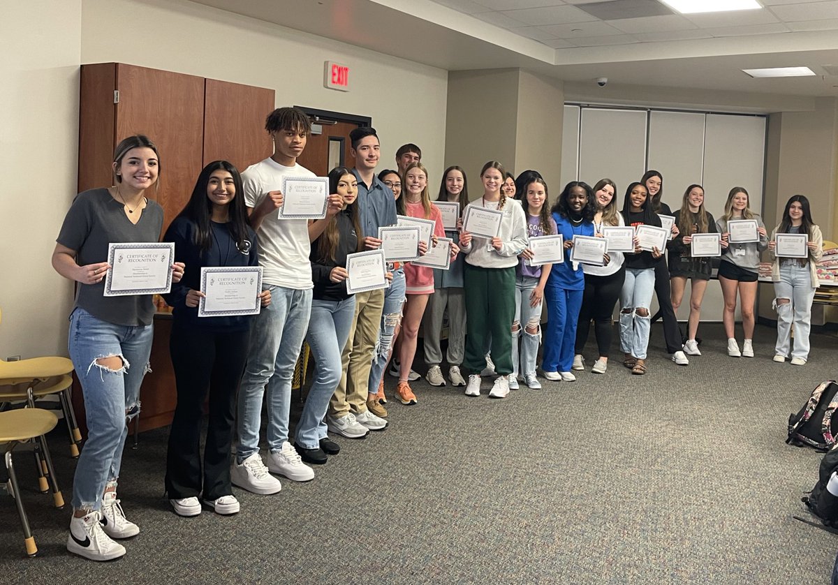 AHS Health Science tweet media
