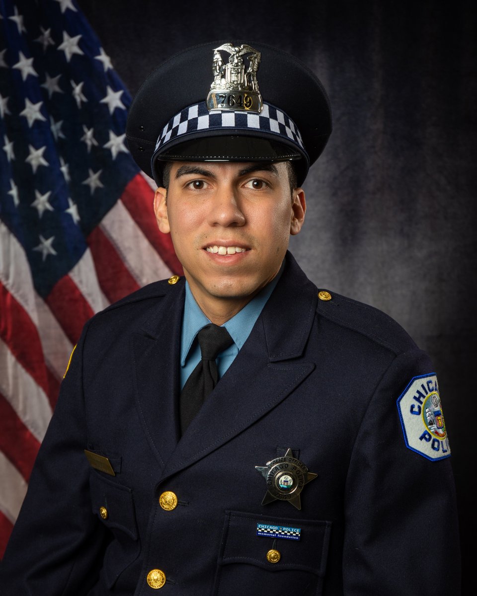 Police Officer Andres Vasquez-Lasso End of Watch: March 1, 2023 He died while protecting Chicago and its people. We will #NeverForget his selflessness and dedication as we continue to wrap our arms around his family and loved ones. Together, we mourn the loss of our hero.