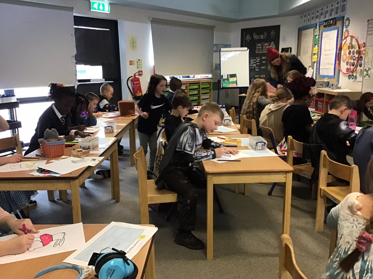 2DCCPS's tweet photo. We were lucky enough to have @year56kcroxteth read one of our favourite stories to us earlier… we then made our own Peter Rabbit 🐰 #WorldBookDay @CroxtethC https://t.co/gVRYxPVzIk