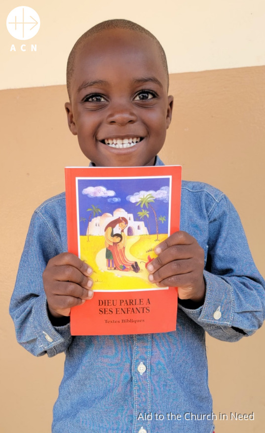 Happy #WorldBookDay ! 
God Speaks to his Children, the ACN Child's Bible, is sometimes the only book a child will ever own. It has been used since its release in 1979 to teach children about their Christian faith and to provide an invaluable literacy tool as well 📖😊