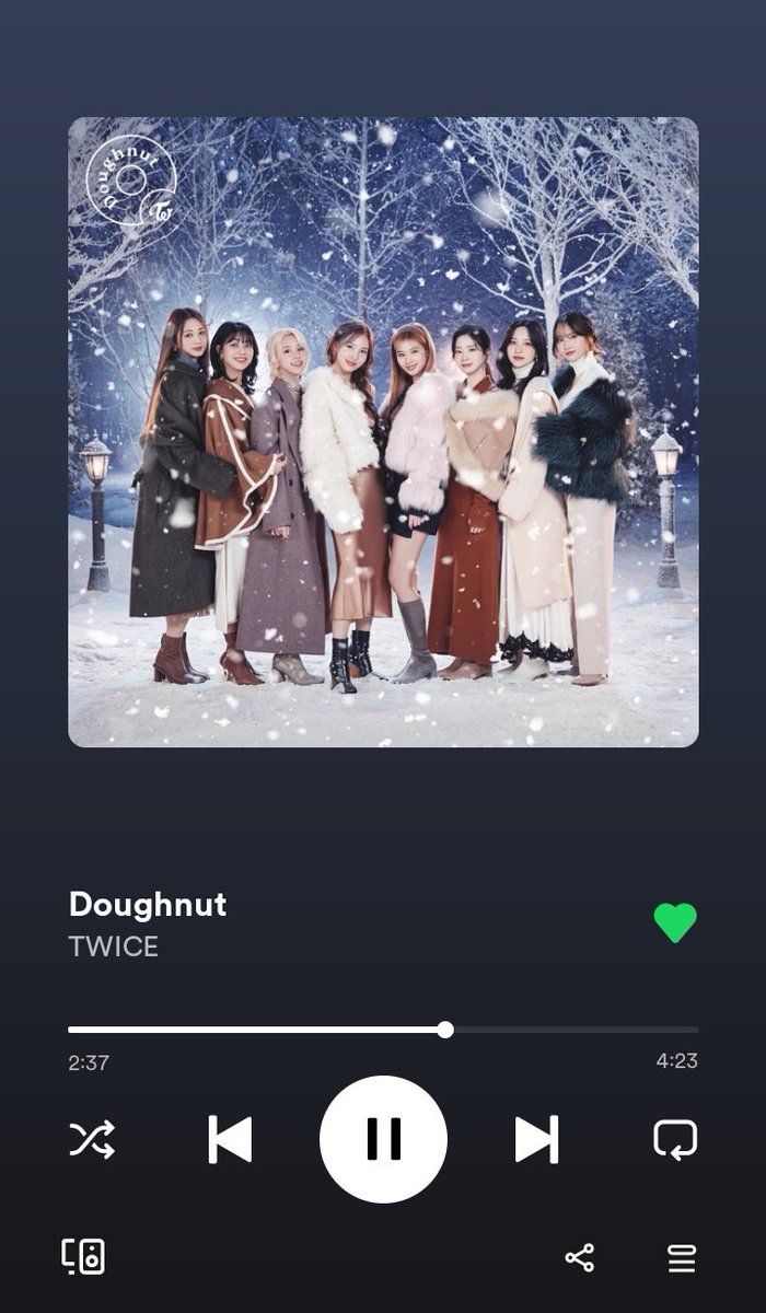 Listening to this immaculate song at this unholy hour. 🍩

TWICE BILLBOARD AWARD
#ReadyToBe_AlbumPreview 
#TWICE_BreakthroughAward 
@JYPETWICE #TWICE 🏎️