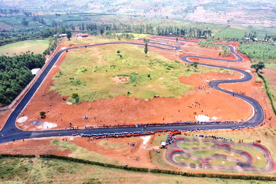 Ladies and Gentlemen, this is @BugeseraDistr, Ntarama, Kibungo.

#TheFieldOfDreams 
Punktack & Racetrack

😍😍😍😍😍😍😍😍😍