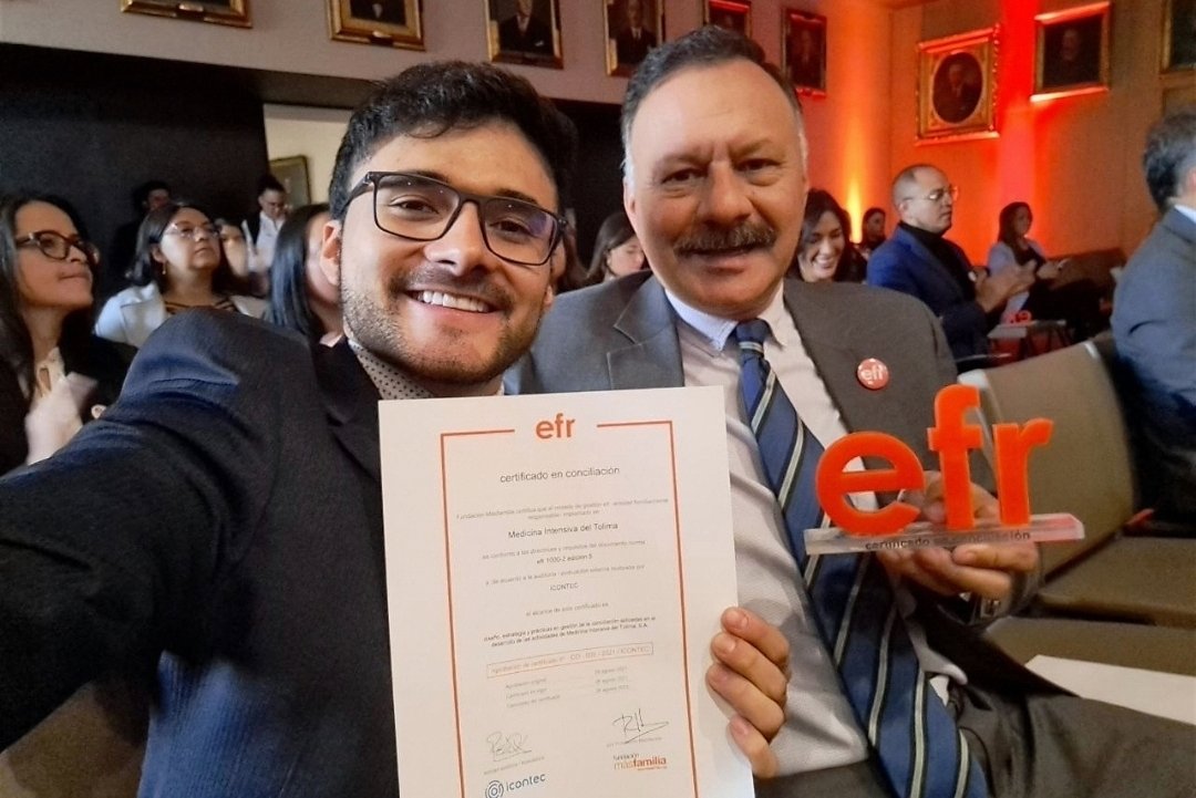 uci_honda's tweet photo. Así vivimos la ceremonia de entrega de certificados efr Colombia de la mano de @masfamilia. #efrcolombia2023 https://t.co/sTv2q8KGox