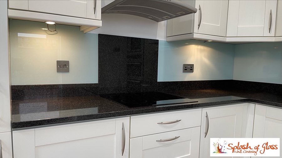 officialASOG's tweet image. This glacier coloured splashback giving that hint of colour and still making a statement! ✨

#glassplashbacks #kitchendesign #kitchen #kitcheninspo #glacier #bathroom #bathroominspo #bathroomdesign #bathroomdecor #homedecor #home