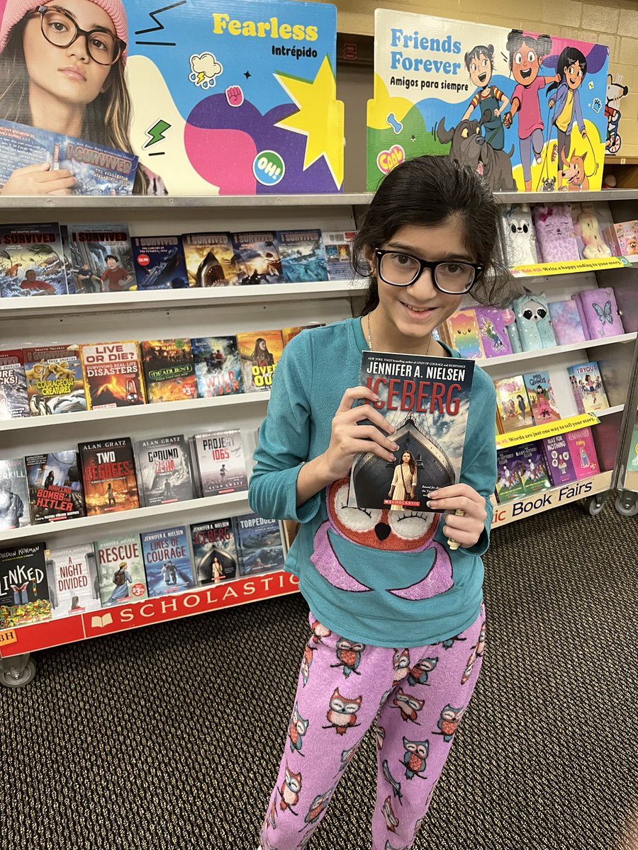 Genie Murrell (@lbnelibrary) on Twitter photo Look at this friend shopping for her teacher’s wishlist…as well as for herself❤️ <a href="/lonniebnelson/">LonnieBNelsonElem</a> Look at this friend shopping for her teacher’s wishlist…as well as for herself❤️ <a href="/lonniebnelson/">LonnieBNelsonElem</a>