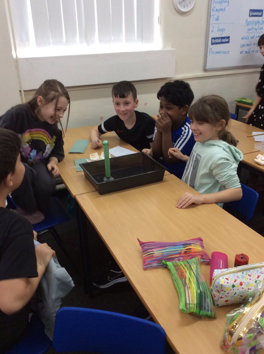 Y3Mabs's tweet photo. We have been writing witchy descriptions, making potions and designing improvements to broomsticks for World Book Day, based around the book Pretty by Canizales. ✨🔮🧙🏽‍♀️ https://t.co/FqHpK55bst